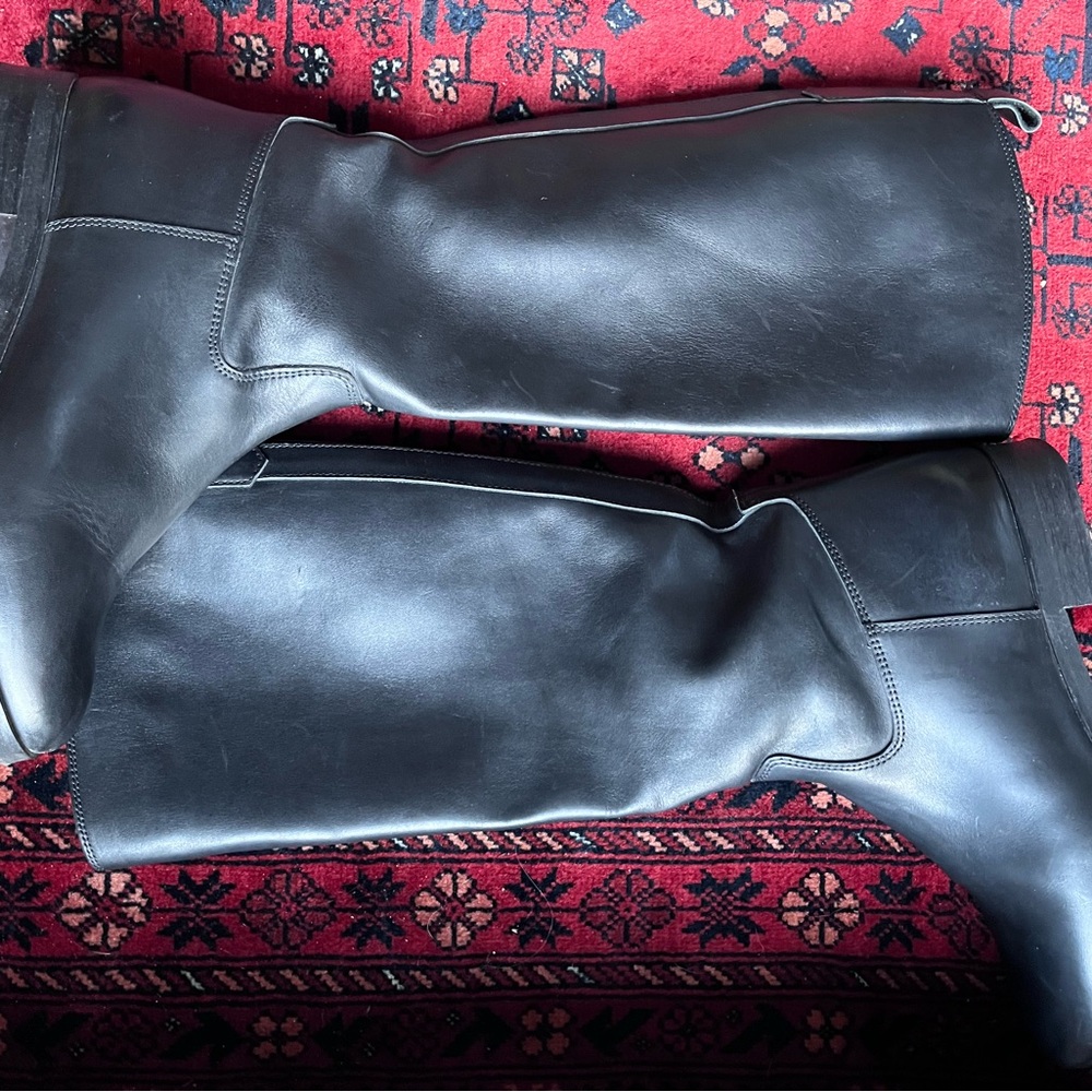 Duo Black Leather Knee-High Boots